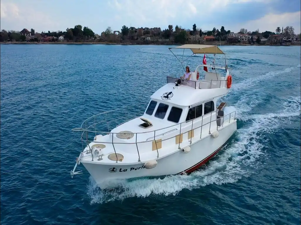 YACHT LA PERLA SİDE